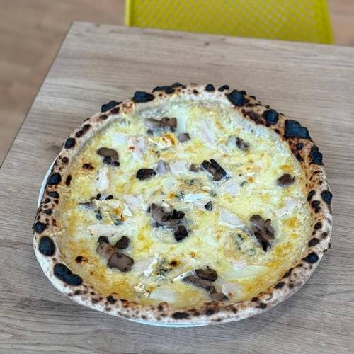 Pizza Bressane — AMO Pizza Buellas